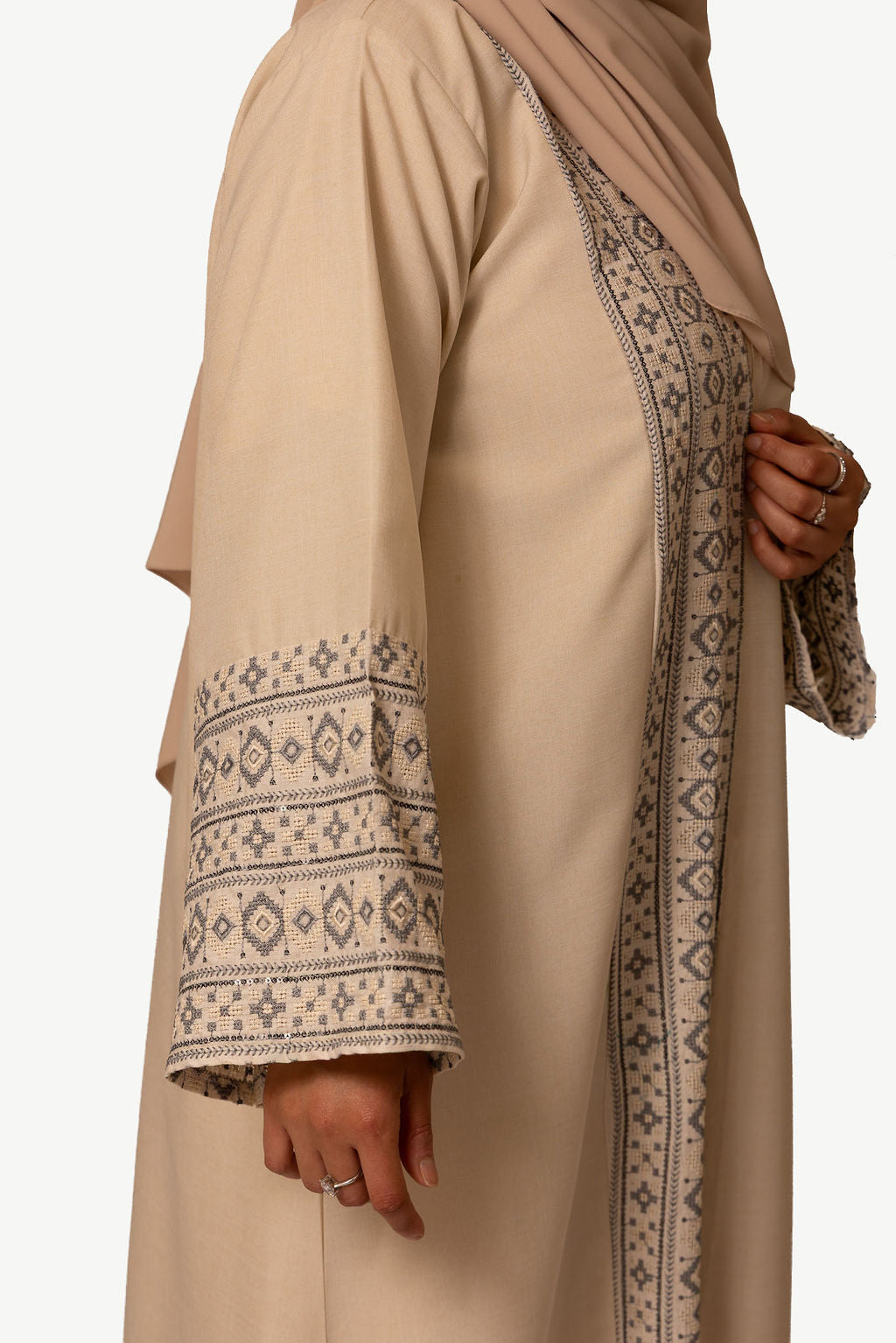 Abaya